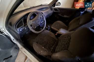 Седан Daewoo Lanos 2002 в 