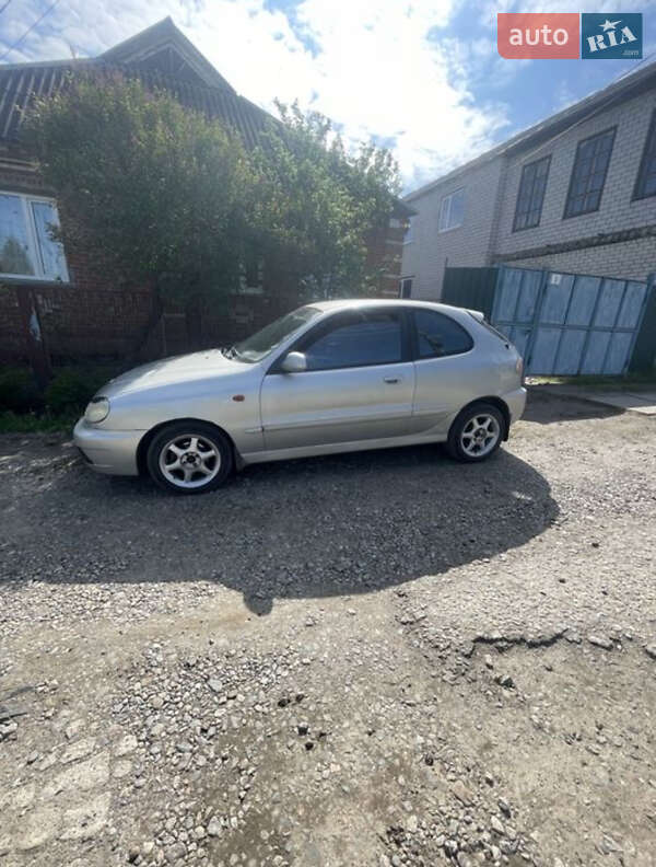 Daewoo Lanos 2003