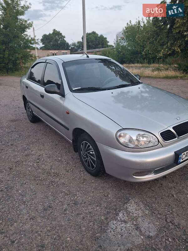 Седан Daewoo Lanos 2002 в Черкассах