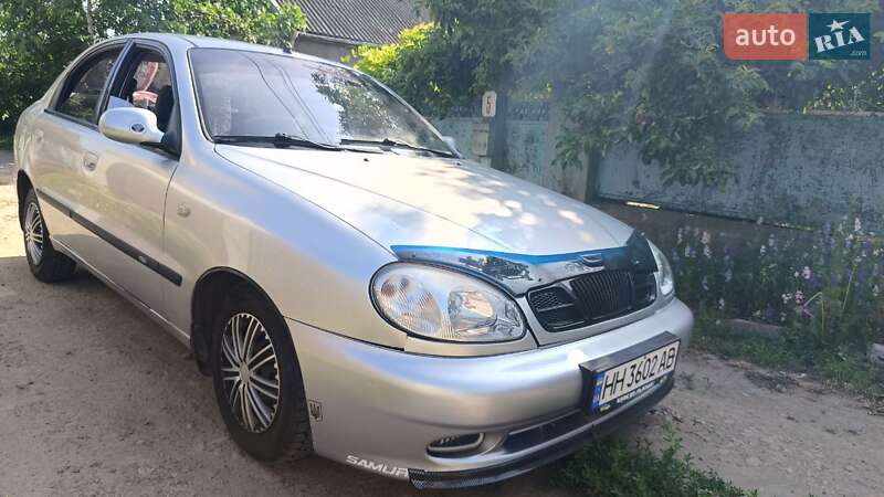 Седан Daewoo Lanos 2003 в Измаиле