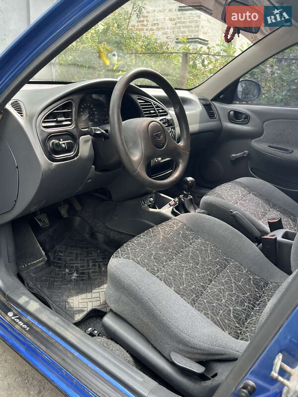 Седан Daewoo Lanos 2008 в Днепре