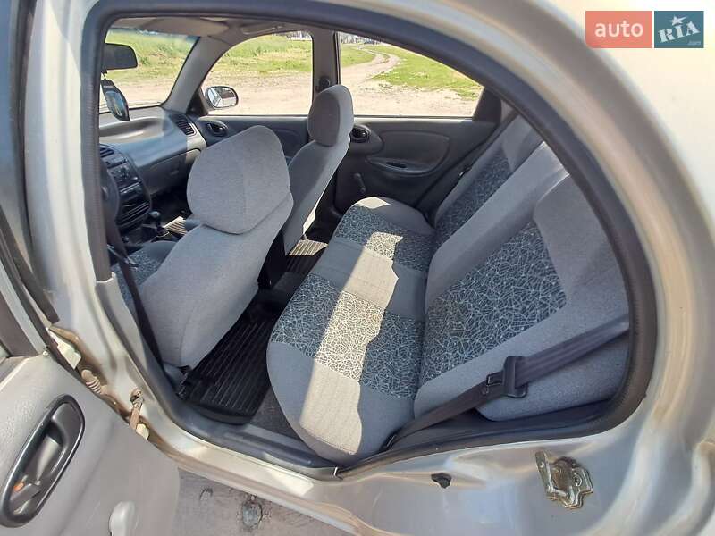 Седан Daewoo Lanos 2008 в Шевченкове