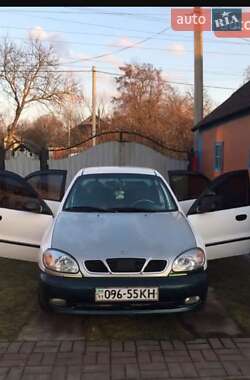 Седан Daewoo Lanos 1998 в Узине