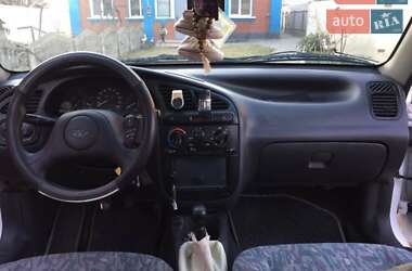Седан Daewoo Lanos 1998 в Узине