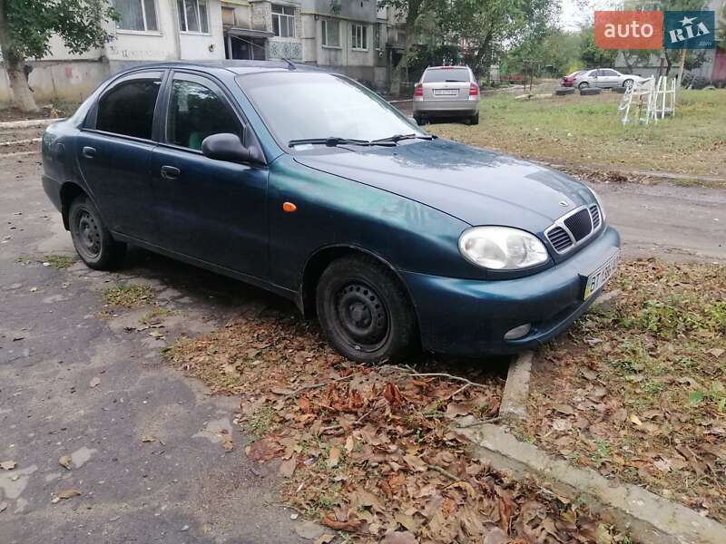 Седан Daewoo Lanos 2003 в Николаеве