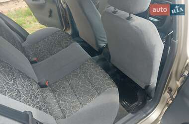 Седан Daewoo Lanos 2004 в 