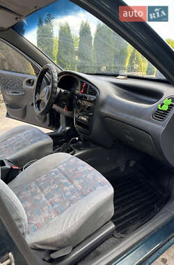 Седан Daewoo Lanos 2003 в 
