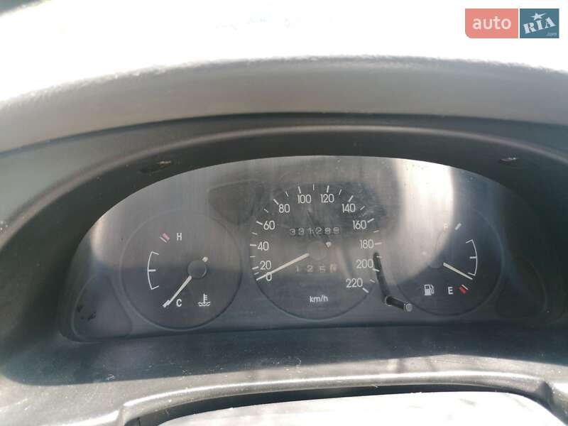 Седан Daewoo Lanos 2004 в Богуславе