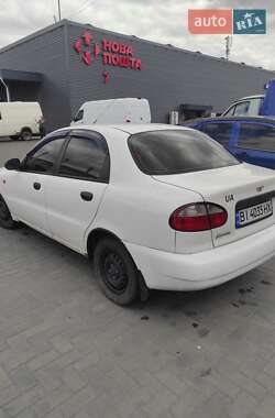 Седан Daewoo Lanos 2003 в Кременчуці