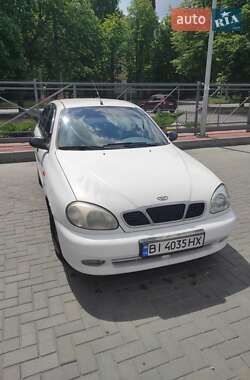 Седан Daewoo Lanos 2003 в Кременчуці