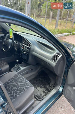 Седан Daewoo Lanos 2002 в 