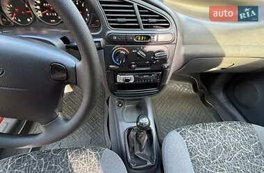 Седан Daewoo Lanos 2002 в 