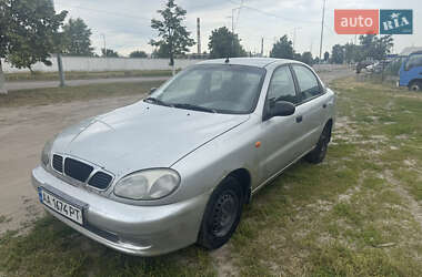 Седан Daewoo Lanos 2004 в Киеве