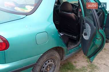 Седан Daewoo Lanos 1998 в 