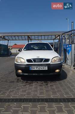 Седан Daewoo Lanos 1998 в 