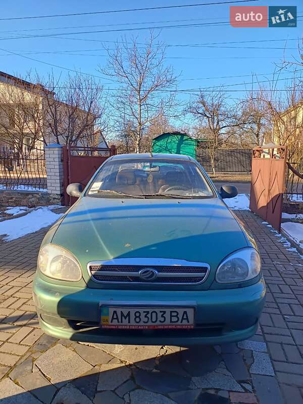 Седан Daewoo Lanos 2009 в Житомире