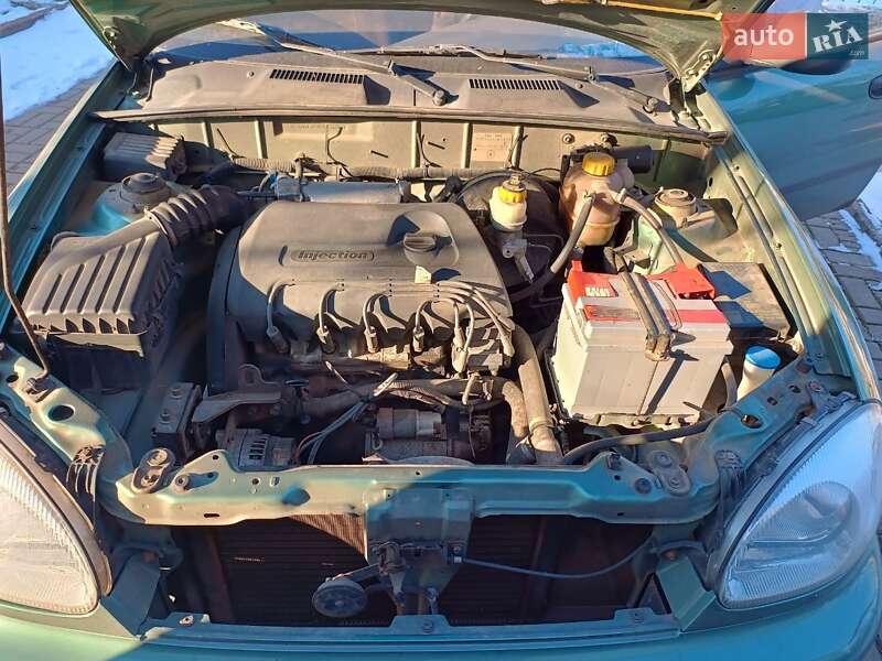 Седан Daewoo Lanos 2009 в Житомире