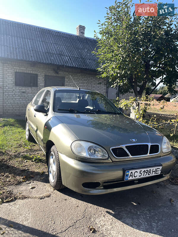 Седан Daewoo Lanos 2003 в Луцьку