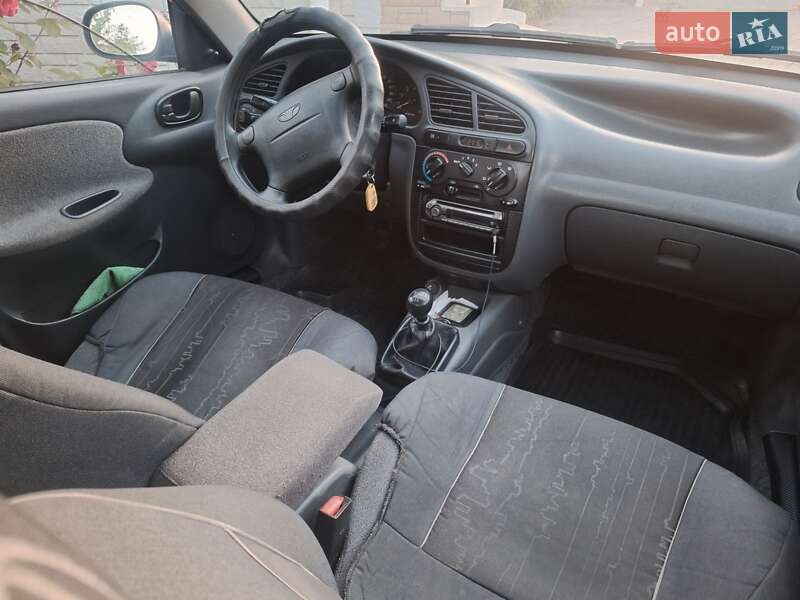 Седан Daewoo Lanos 2008 в Дунаївцях
