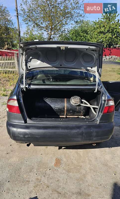 Седан Daewoo Lanos 1998 в Бердичеві