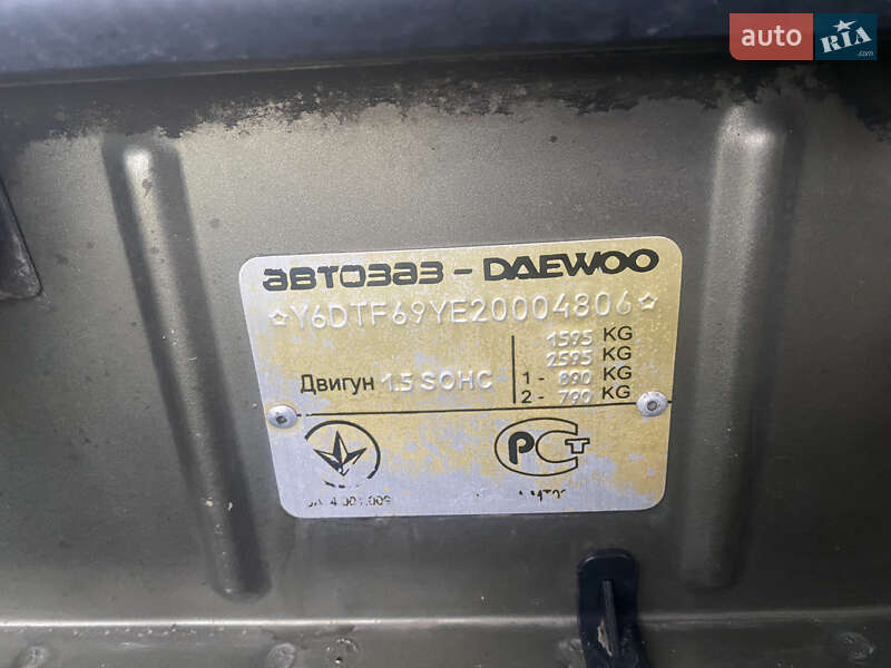 Седан Daewoo Lanos 2002 в Близнюках