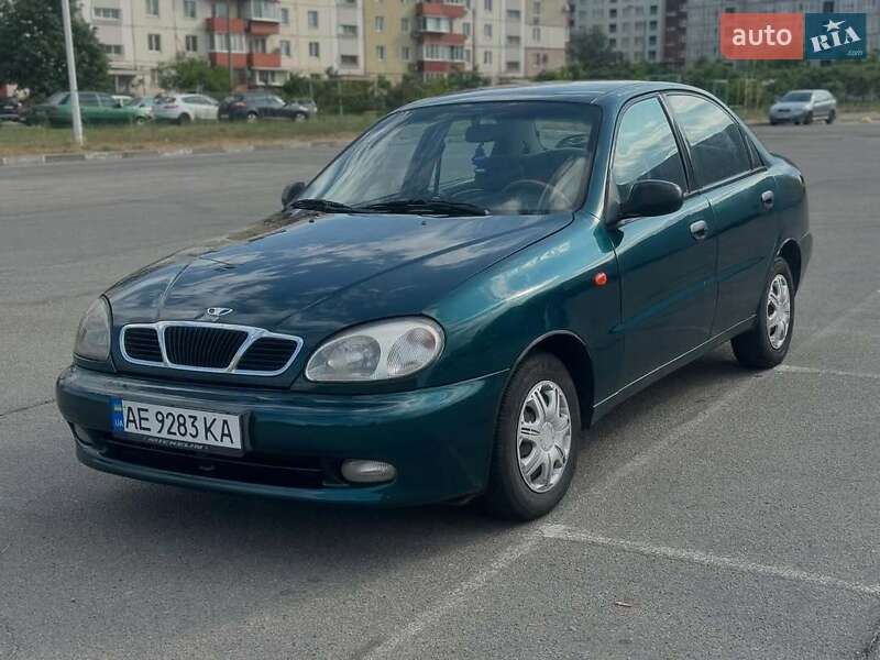 Седан Daewoo Lanos 1998 в 