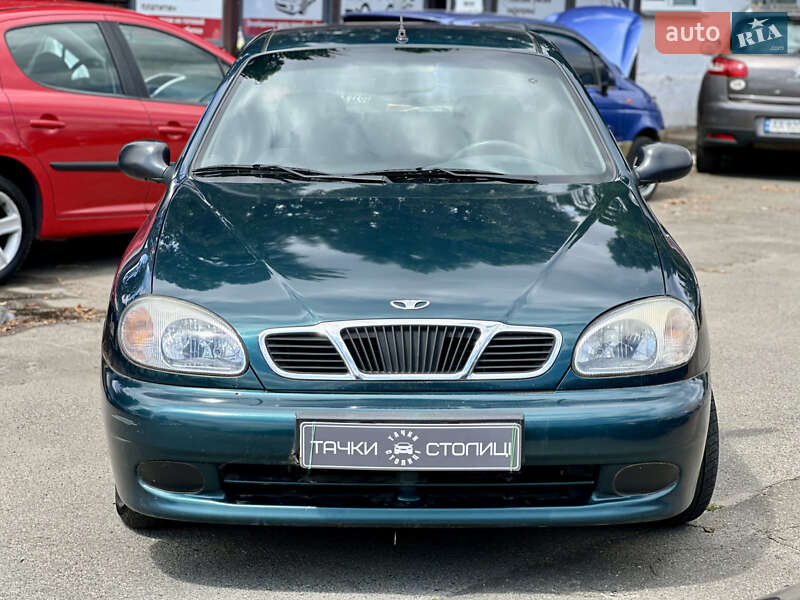 Седан Daewoo Lanos 2004 в Киеве