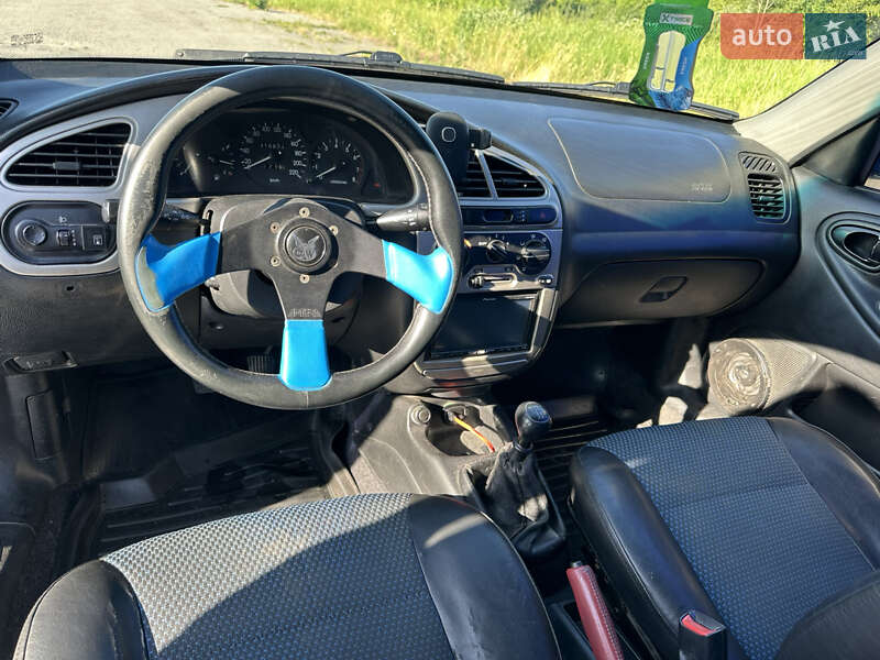 Хэтчбек Daewoo Lanos 2003 в Виннице