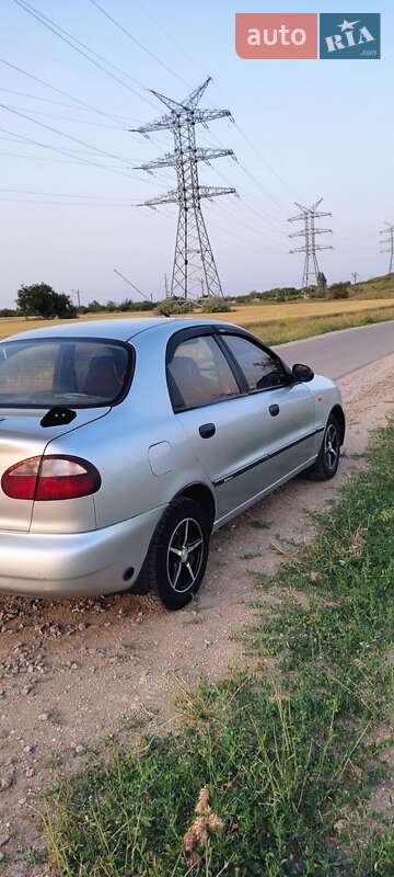 Седан Daewoo Lanos 2005 в Покрове