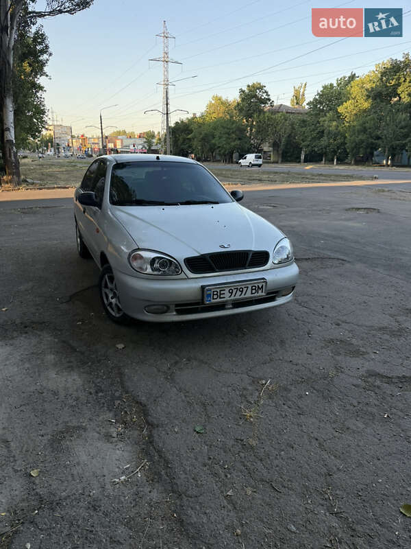 Седан Daewoo Lanos 2004 в 