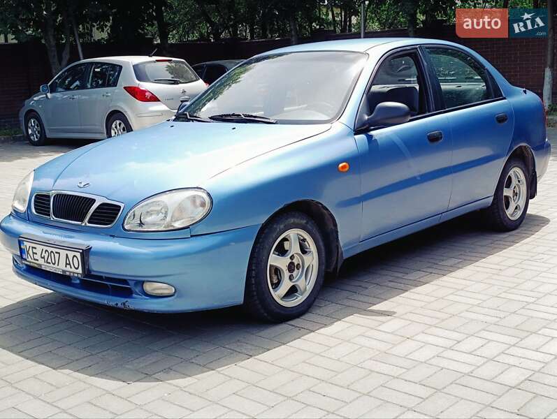 Седан Daewoo Lanos 2004 в Дніпрі