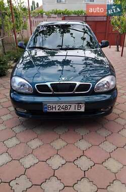 Седан Daewoo Lanos 2002 в Рени