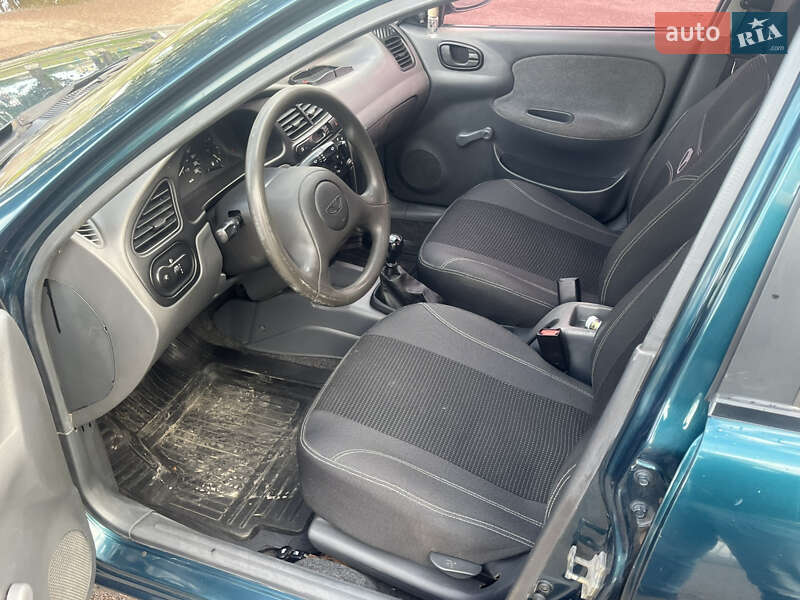 Седан Daewoo Lanos 2005 в Киеве