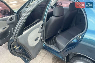Седан Daewoo Lanos 2005 в Києві