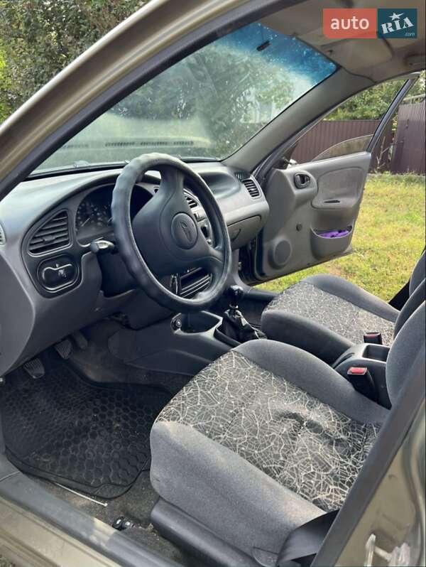 Седан Daewoo Lanos 2005 в Днепре