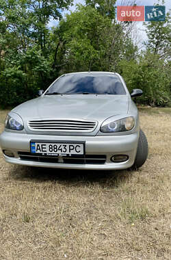 Седан Daewoo Lanos 2004 в Кривом Роге