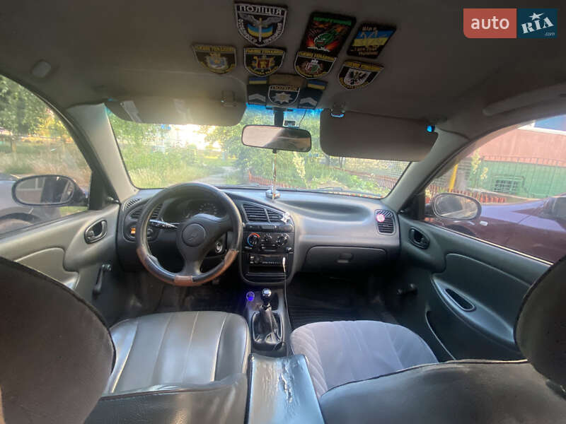 Седан Daewoo Lanos 1998 в Каневе