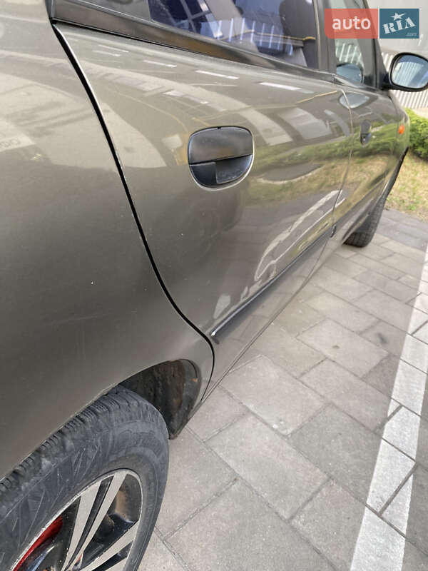 Седан Daewoo Lanos 2005 в Львове фото 3 Седан Daewoo Lanos 2005 в Львове