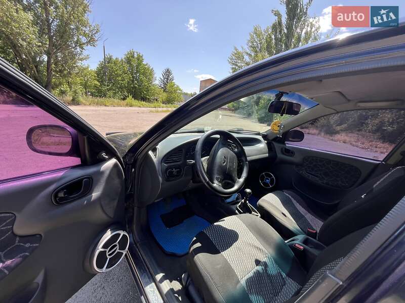 Хэтчбек Daewoo Lanos 2002 в Кривом Роге