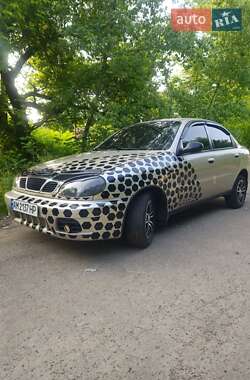 Седан Daewoo Lanos 2004 в 