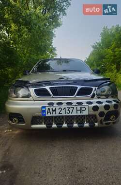 Седан Daewoo Lanos 2004 в 