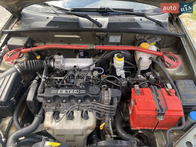 Седан Daewoo Lanos 2006 в Новомосковске