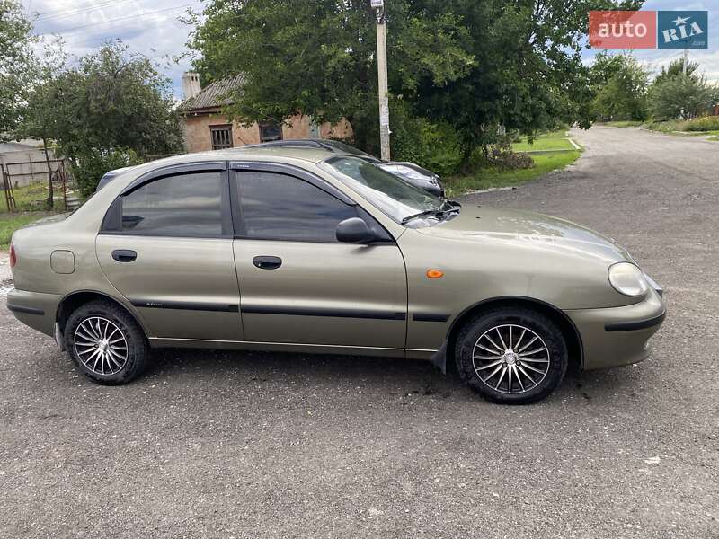 Седан Daewoo Lanos 2006 в Новомосковске