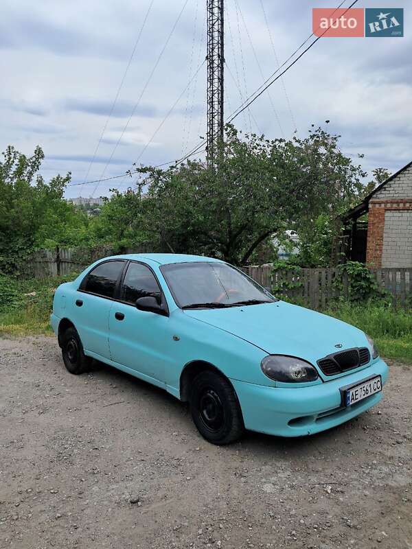 Седан Daewoo Lanos 1998 в 