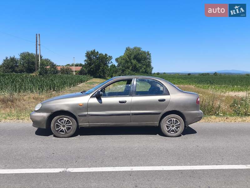 Daewoo Lanos 2004