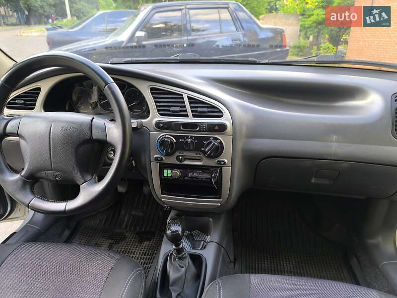 Седан Daewoo Lanos 2005 в Кропивницком