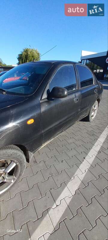 Седан Daewoo Lanos 2008 в Снятине