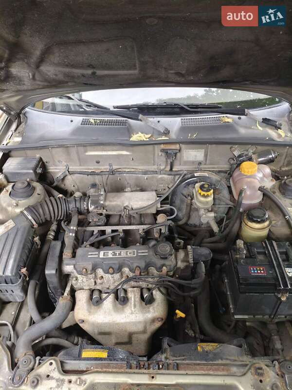 Седан Daewoo Lanos 2005 в Полтаве