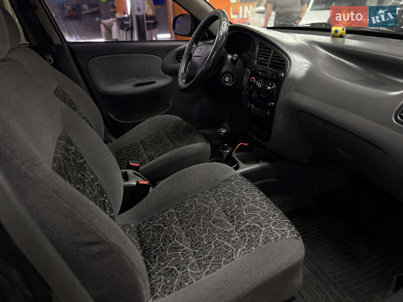 Седан Daewoo Lanos 2008 в Харькове