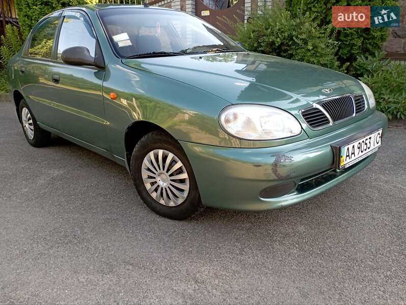 Седан Daewoo Lanos 2009 в Києві